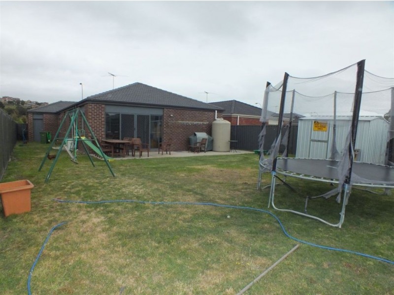 7 Mirabelle Street, Pakenham VIC 3810