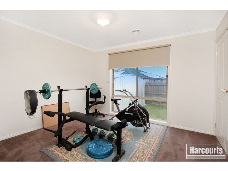 62 Sandalwood Drive, Pakenham VIC 3810