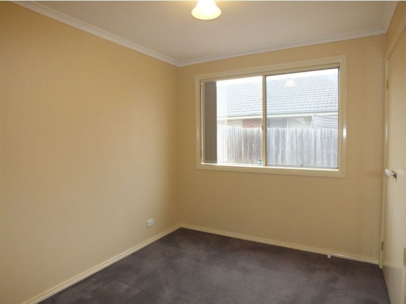 44 Balmoral Way, Pakenham VIC 3810