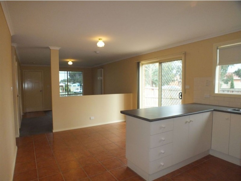 44 Balmoral Way, Pakenham VIC 3810