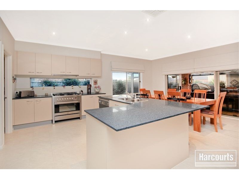 11 Twynam Place, Pakenham VIC 3810