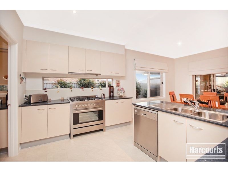 11 Twynam Place, Pakenham VIC 3810