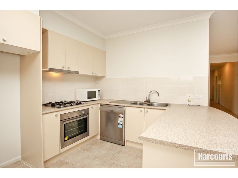 6 Paxton Link, Pakenham VIC 3810