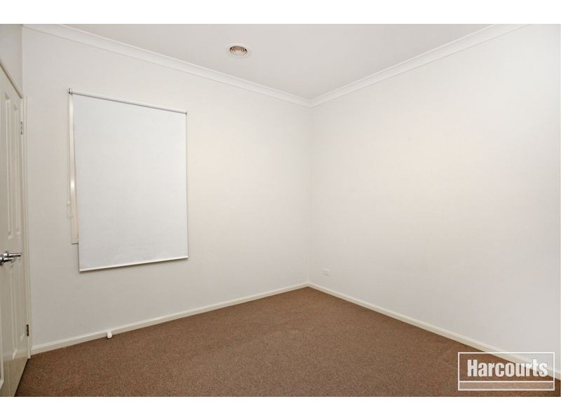 6 Paxton Link, Pakenham VIC 3810