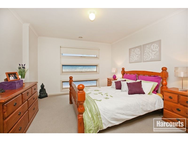 1 Azure Court, Pakenham VIC 3810