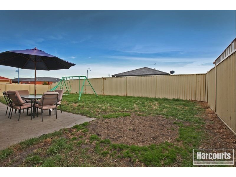 1 Azure Court, Pakenham VIC 3810