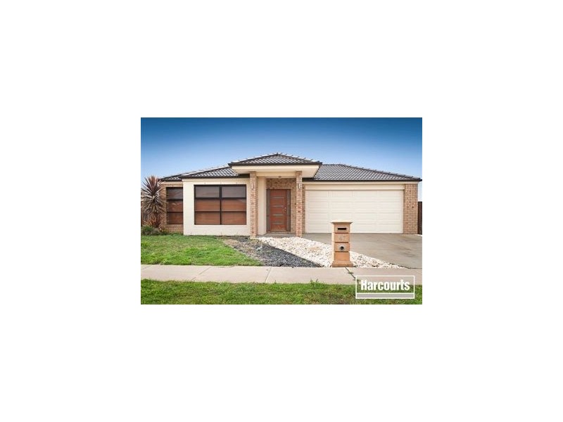 47 Greendale Boulevard, Pakenham VIC 3810