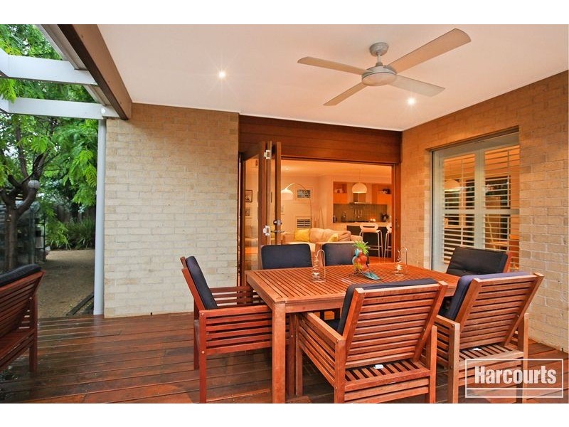 28 Fallingwater Drive, Pakenham VIC 3810