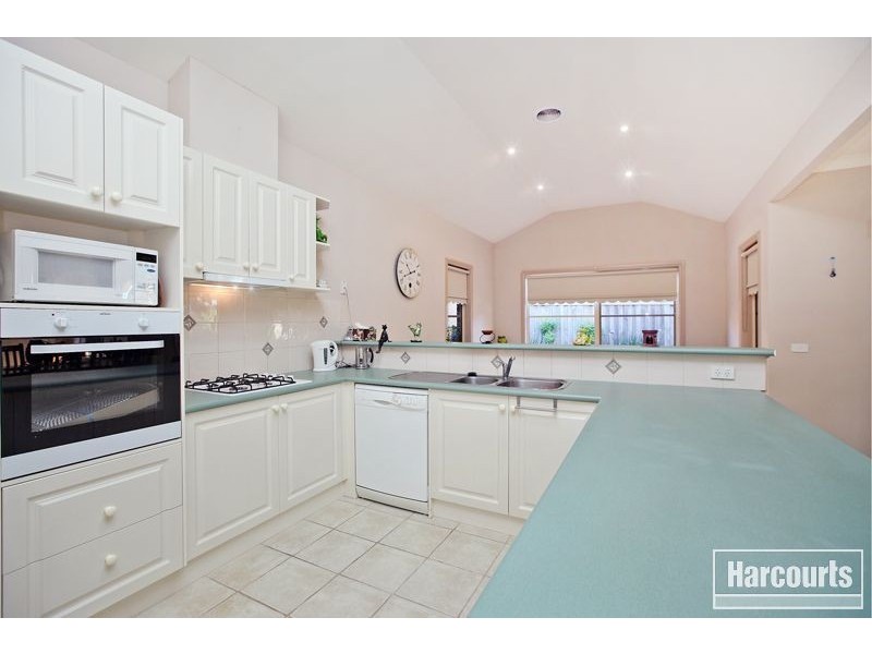 7 Federation Court, Pakenham VIC 3810