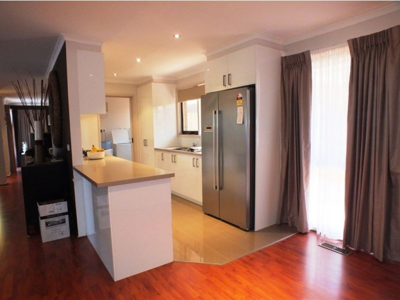 81 Marson Crescent, Hallam VIC 3803