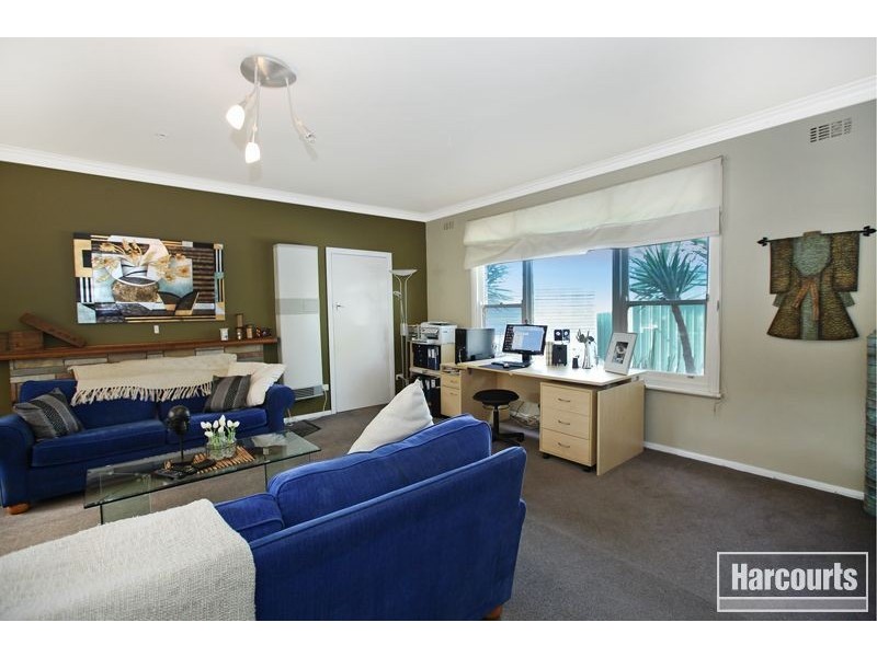 74 Toomuc Valley Road, Pakenham VIC 3810