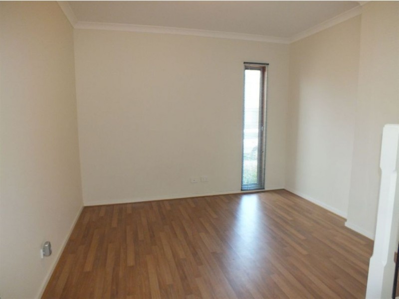 23 Kilburn Place, Pakenham VIC 3810