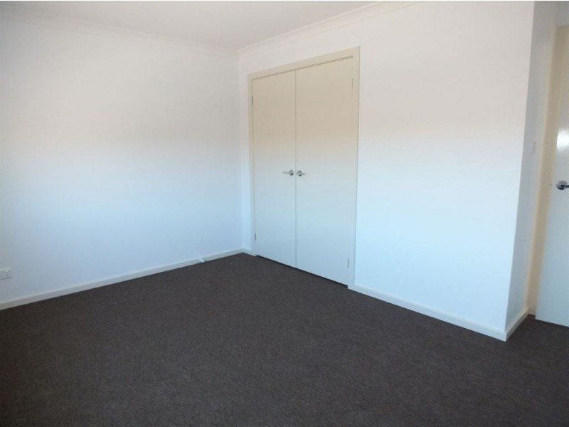 18 Scenic Drive, Clyde VIC 3978