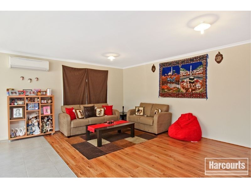 14b Henry Street, Koo Wee Rup VIC 3981