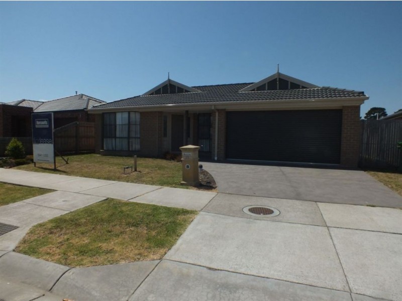 29 Pomegranate Way, Pakenham VIC 3810