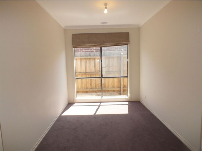 29 Pomegranate Way, Pakenham VIC 3810