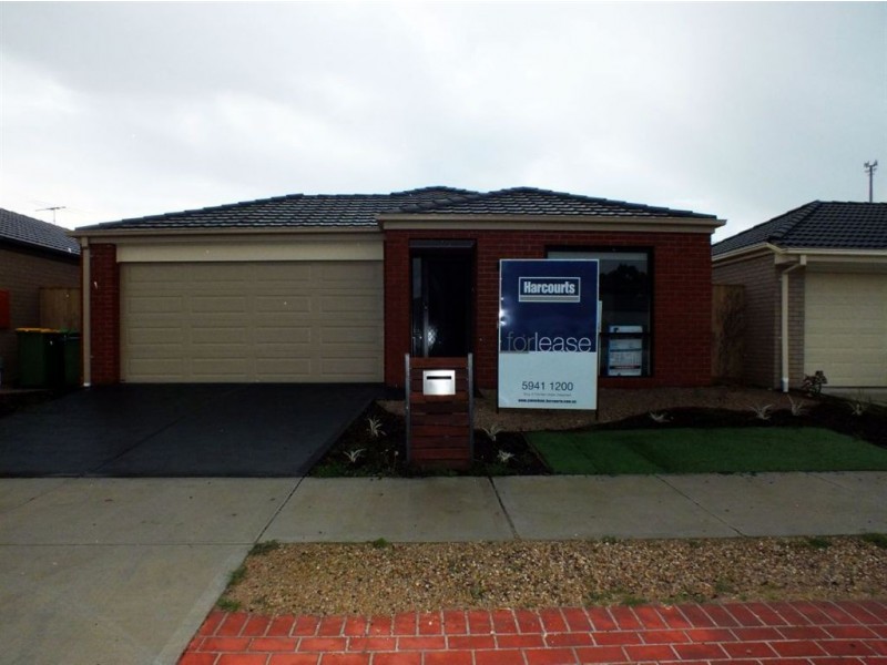5 Albany Crescent, Pakenham VIC 3810