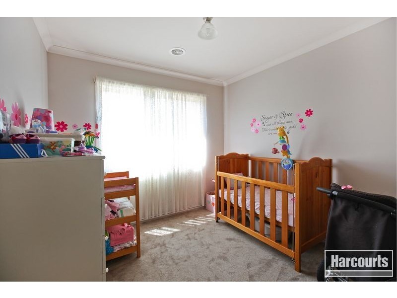 2/6A Iris Place, Pakenham VIC 3810