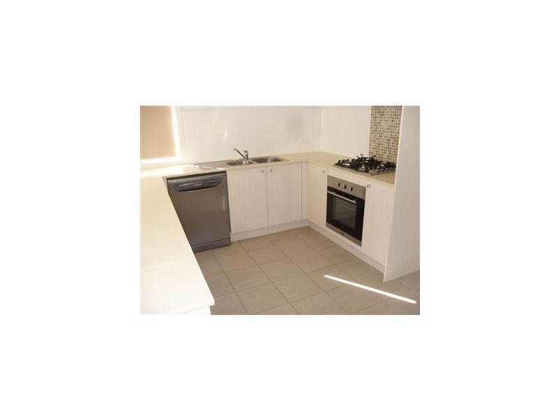 8 Kosta Boda Boulevard, Pakenham VIC 3810