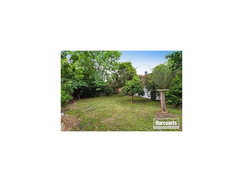 28 Leigh Drive, Pakenham VIC 3810