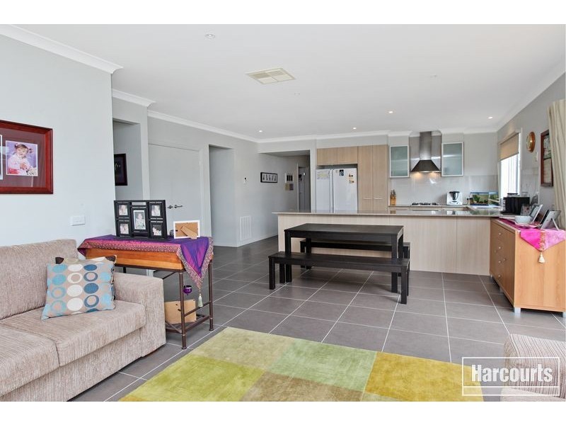 3 Kosta Boda Boulevard, Pakenham VIC 3810