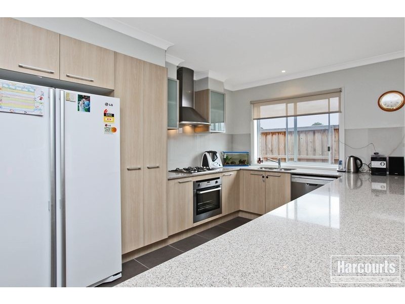 3 Kosta Boda Boulevard, Pakenham VIC 3810