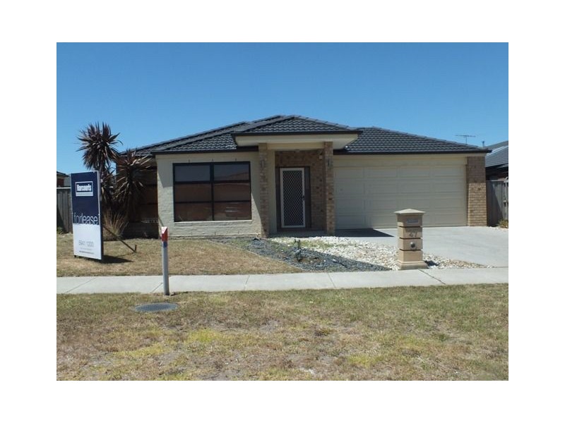 47 Greendale Blvd, Pakenham VIC 3810
