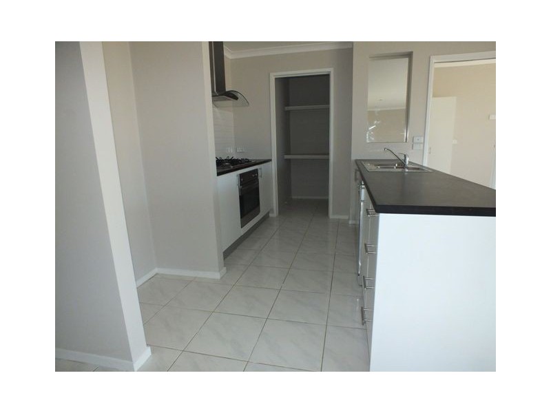 47 Greendale Blvd, Pakenham VIC 3810