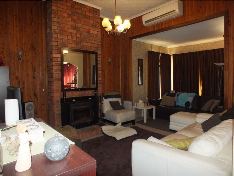 110 Brown Road, Pakenham VIC 3810