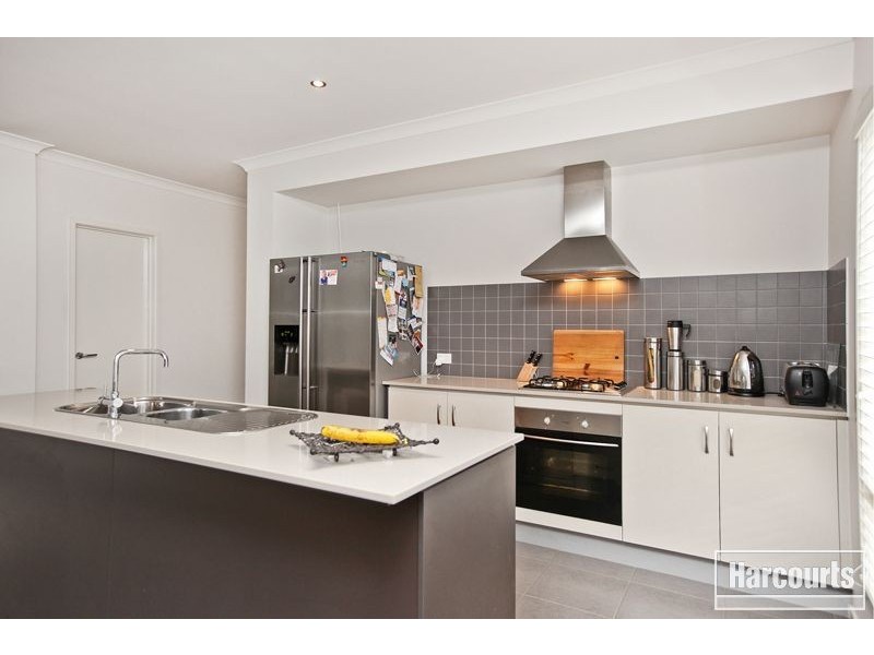 3 Platt Close, Pakenham VIC 3810