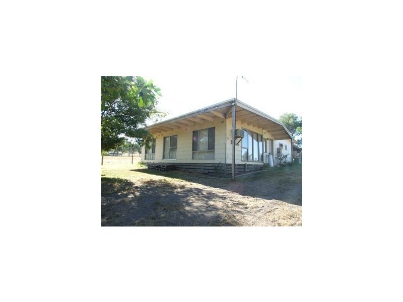 210 Officer Road, Officer VIC 3809