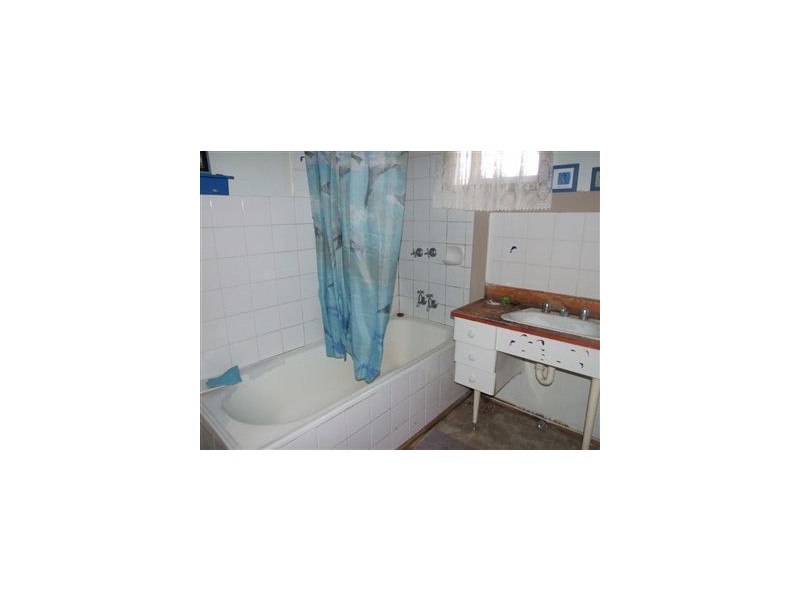 210 Officer Road, Officer VIC 3809