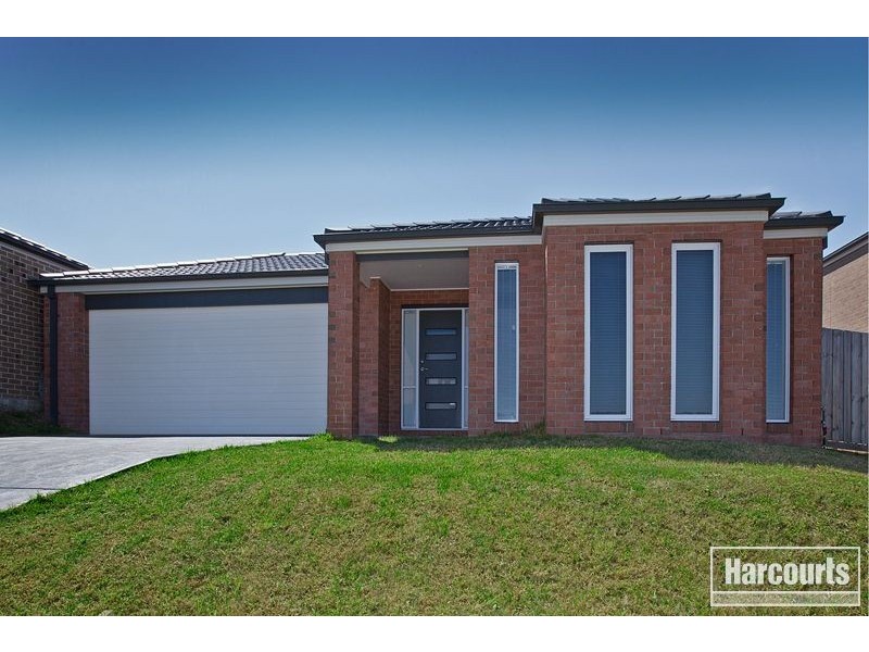 8 Sweetgum Court, Pakenham VIC 3810