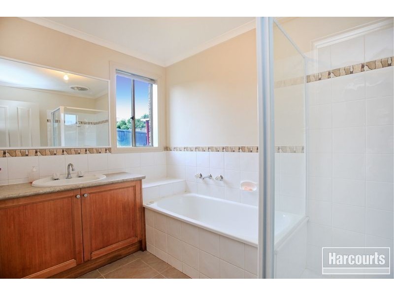 20 Mikasa Place, Pakenham VIC 3810