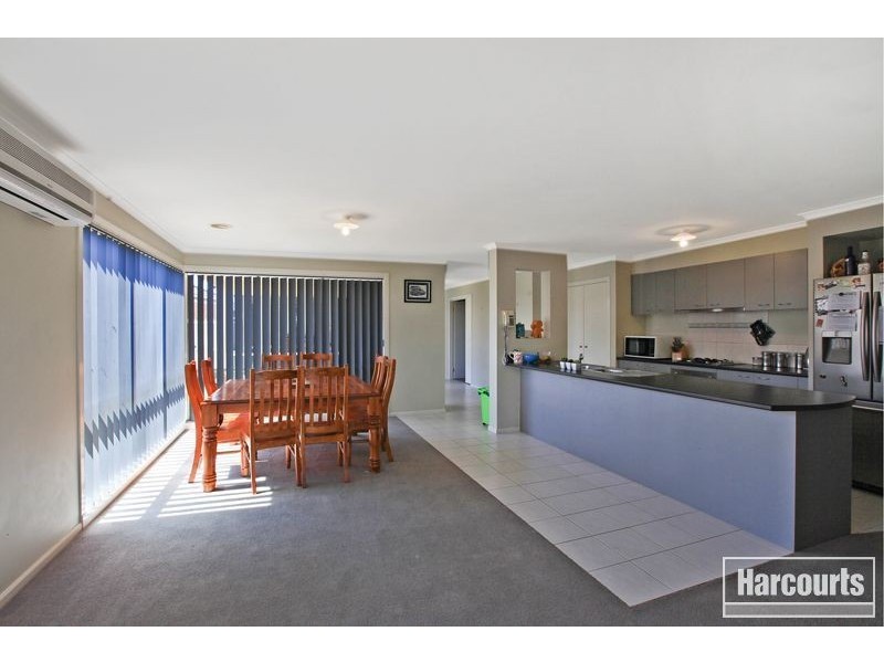 10 Camelia Way, Pakenham VIC 3810