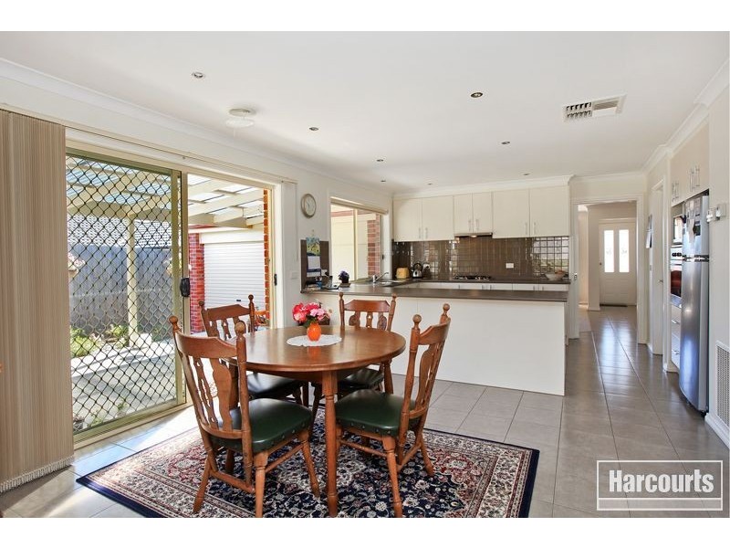 35 Tuscany Rise, Pakenham VIC 3810