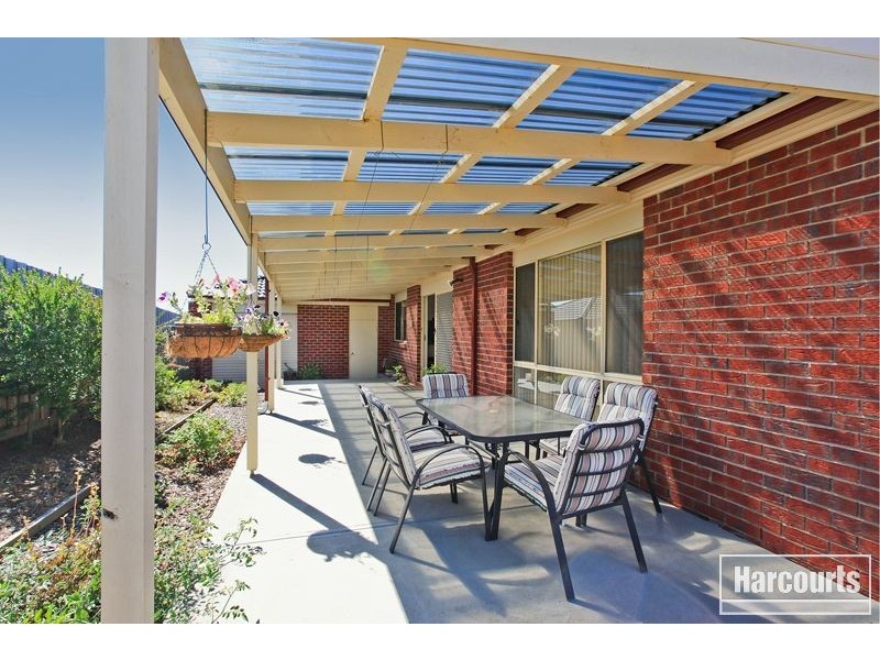 35 Tuscany Rise, Pakenham VIC 3810