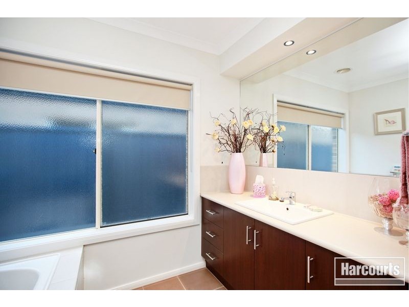 85 The Parkway, Pakenham VIC 3810