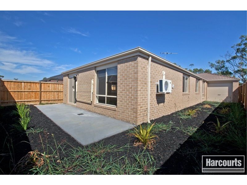 27 Stanhope Place, Pakenham VIC 3810