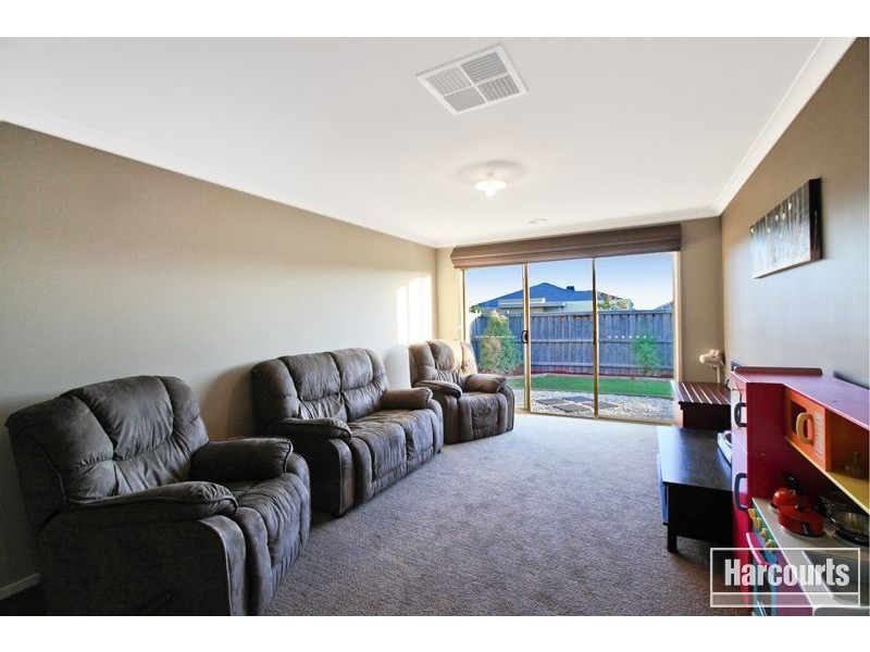 1 Ramona Way, Pakenham VIC 3810