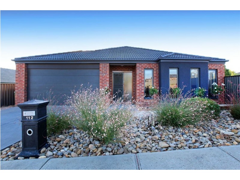112 Windermere Boulevard, Pakenham VIC 3810