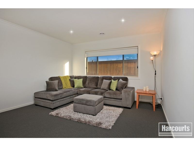 7 Verve Drive, Officer VIC 3809