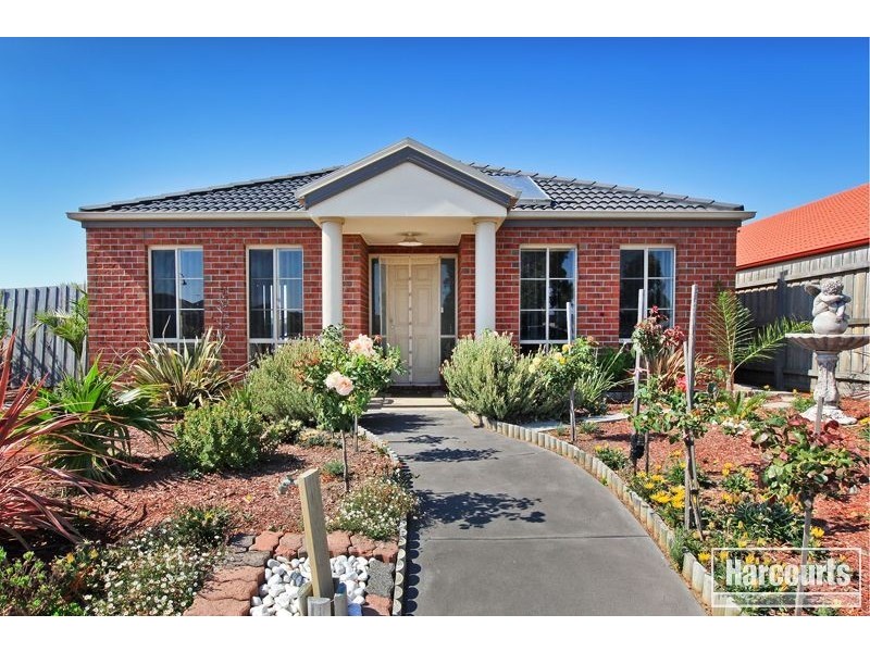 50 Sandalwood Drive, Pakenham VIC 3810
