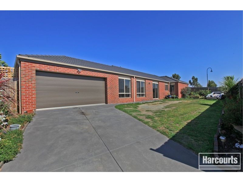 50 Sandalwood Drive, Pakenham VIC 3810
