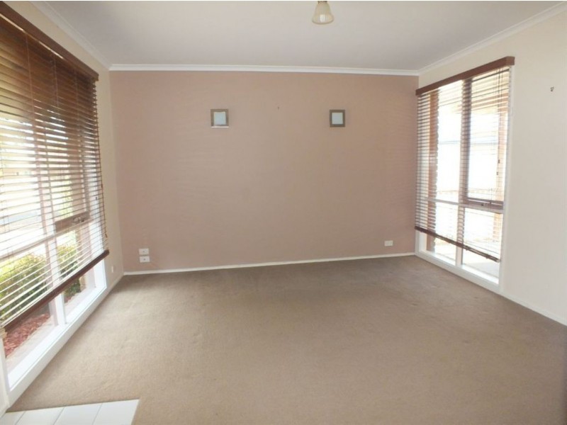 55 Murphy Road, Pakenham VIC 3810