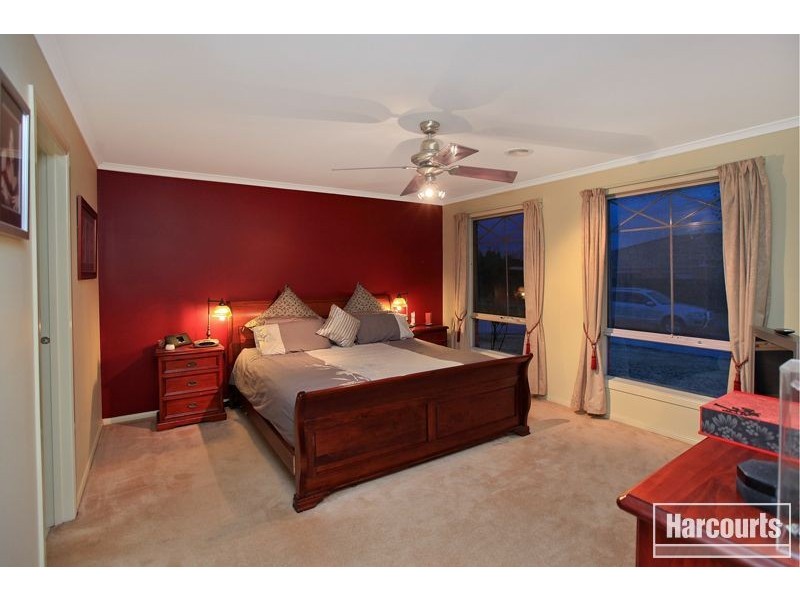 16 Bermer Court, Narre Warren South VIC 3805