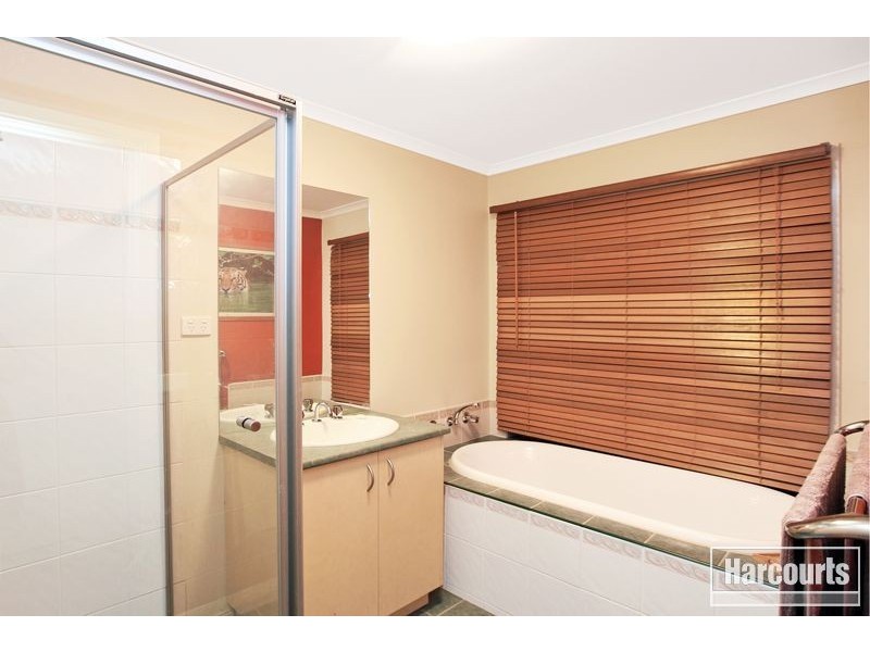 16 Bermer Court, Narre Warren South VIC 3805