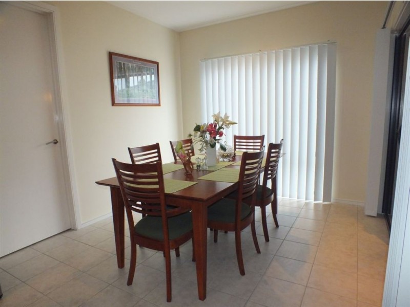 17 Teal Place, Pakenham VIC 3810