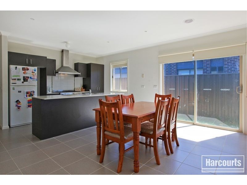 11 Maya Street, Pakenham VIC 3810