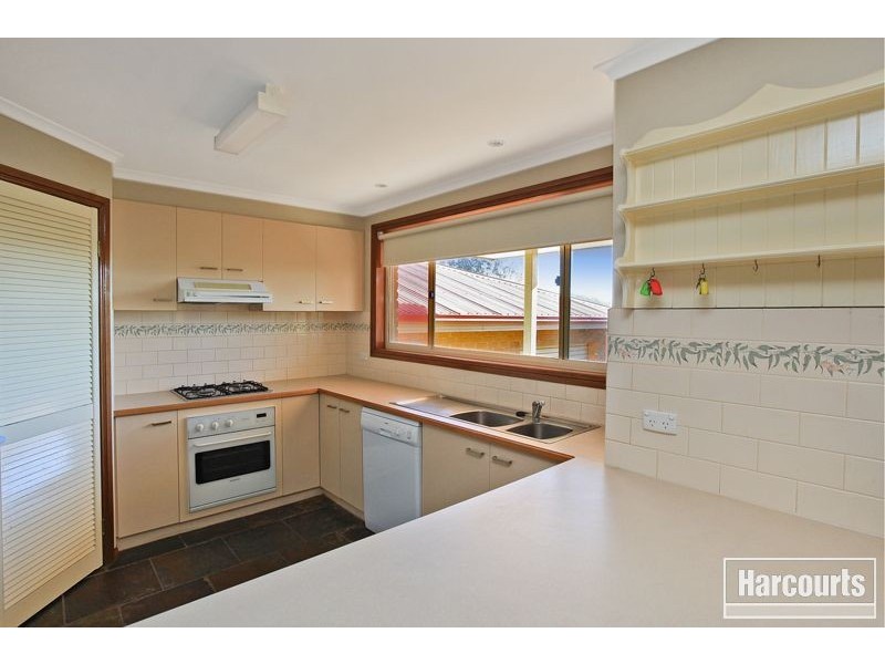 110 Eagle Drive, Pakenham VIC 3810